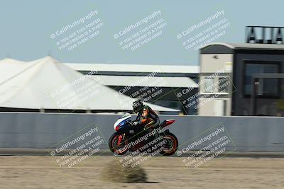 media/Oct-30-2025-Racers Edge (Thu) [[dabbdaf680]]/3-B Group/Session 5 Front Straight Speed/